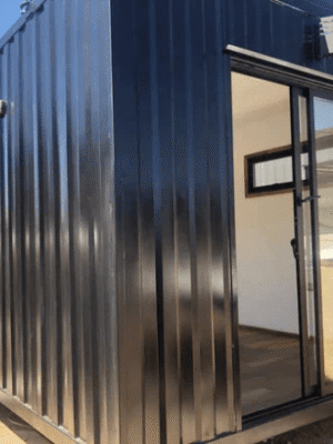 Conteneur Modulaire Noyer 6x3m – 18m²