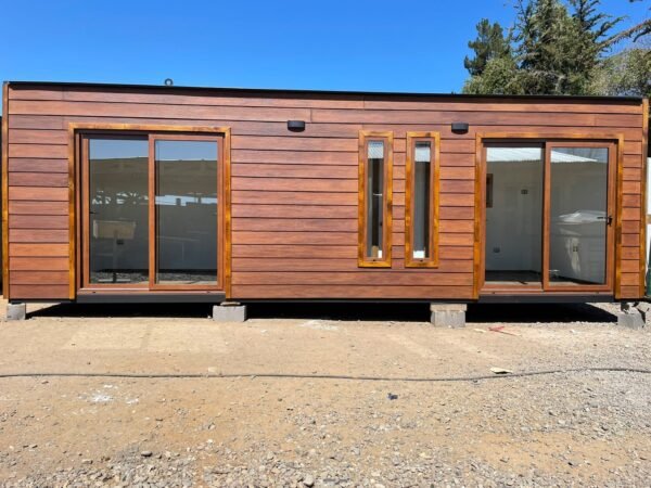 102.-Cabana-Jocsan-24m2.jpeg Conteneur Modulaire Jocsan 8x3m – 24m²