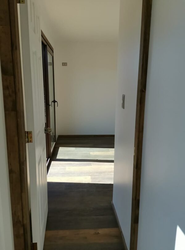 111.-Cabana-Jocsan-24m2.jpeg Conteneur Modulaire Jocsan 8x3m – 24m²