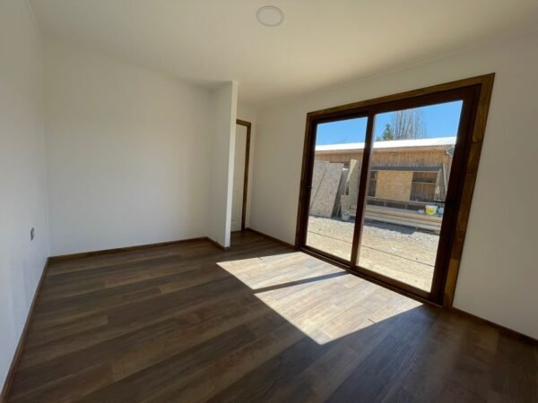 113.-Cabana-Jocsan-24m2.jpeg Conteneur Modulaire Jocsan 8x3m – 24m²