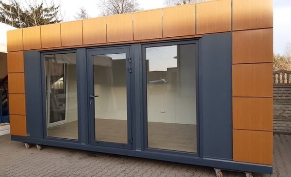 Container Bureau aménagé de 18 m2 avec Toilettes