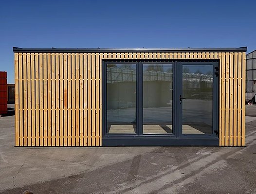 37e3c5_b4fc850ce4c440dbbc175e9f53e94a7emv2.jpg Module Container Aménagé de 18 m2